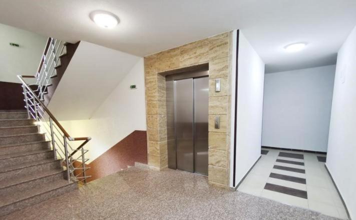 Beach Residence Pomorie Bagian luar foto