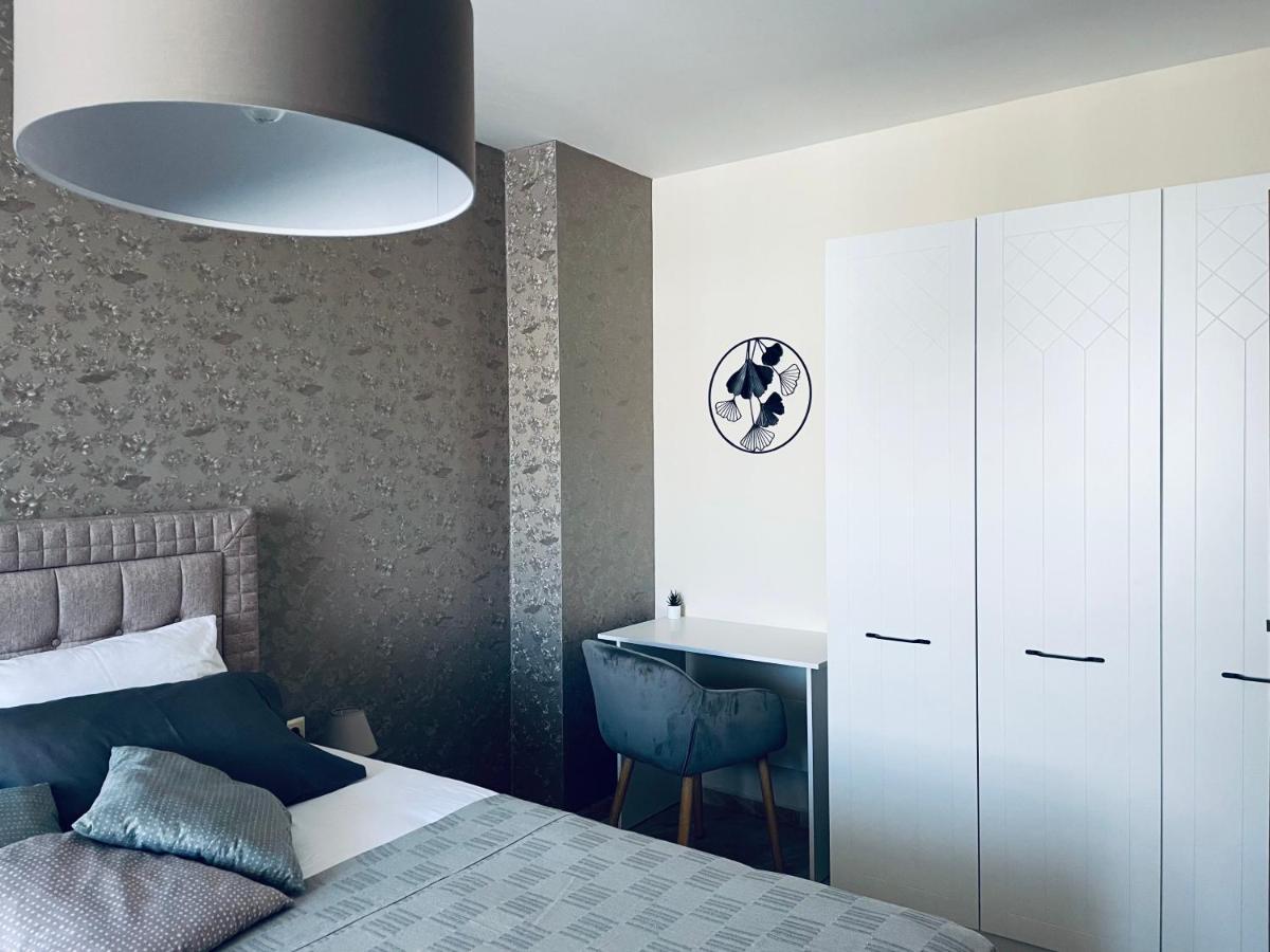 Beach Residence Pomorie Bagian luar foto